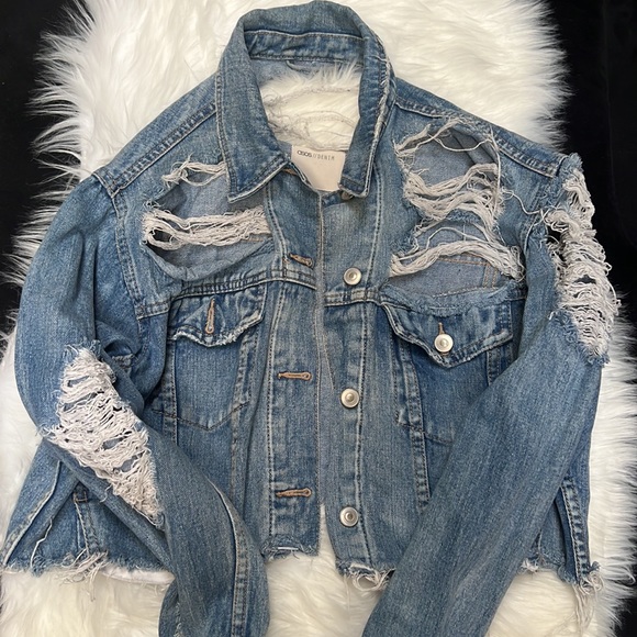 ASOS Denim Cropped Jacket With Rips - Picture 4 of 4